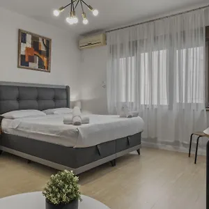  Appartamento Upscale Studio, Walking Distance From The Old Town
