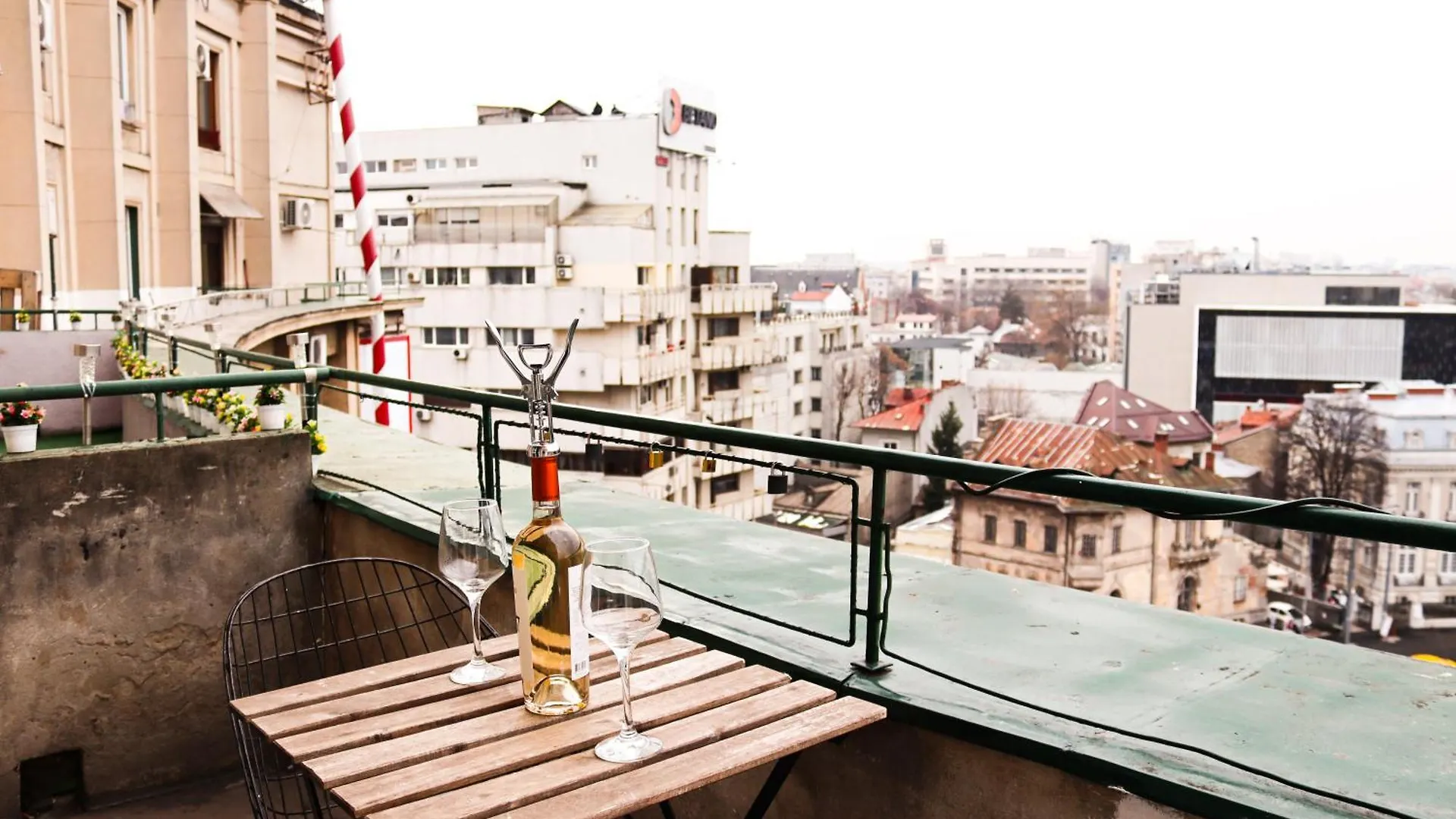 Scandinavian Style Apartment With Panoramic View Bucarest Romania