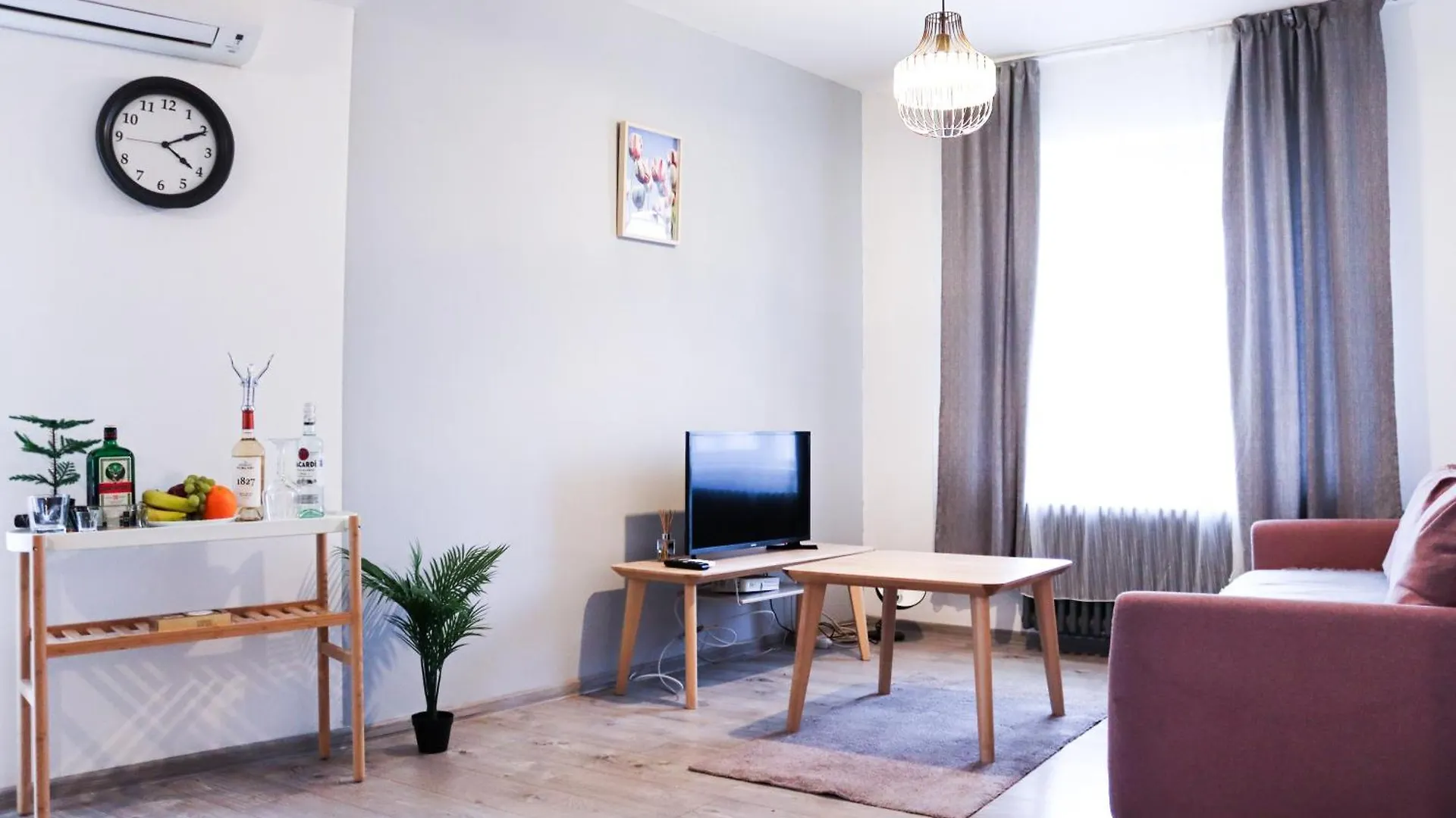 Scandinavian Style Apartment With Panoramic View Bucarest
